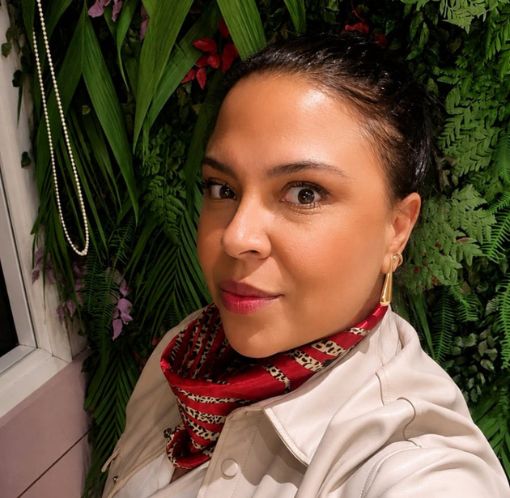 Dra. Camila Lacerda